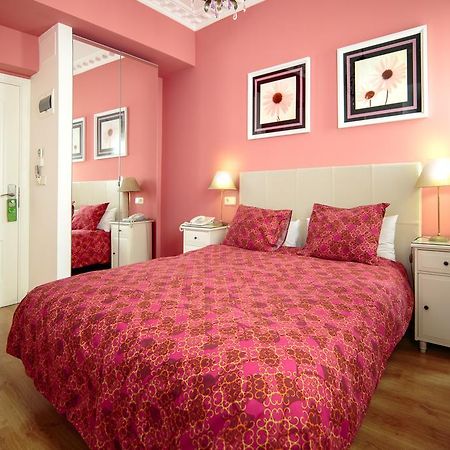 Hostal Adria Santa Ana Madrid Extérieur photo