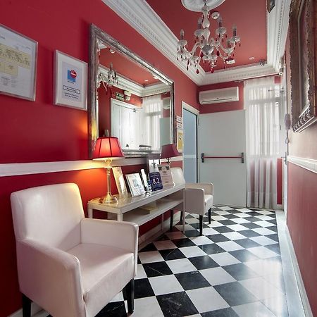 Hostal Adria Santa Ana Madrid Extérieur photo