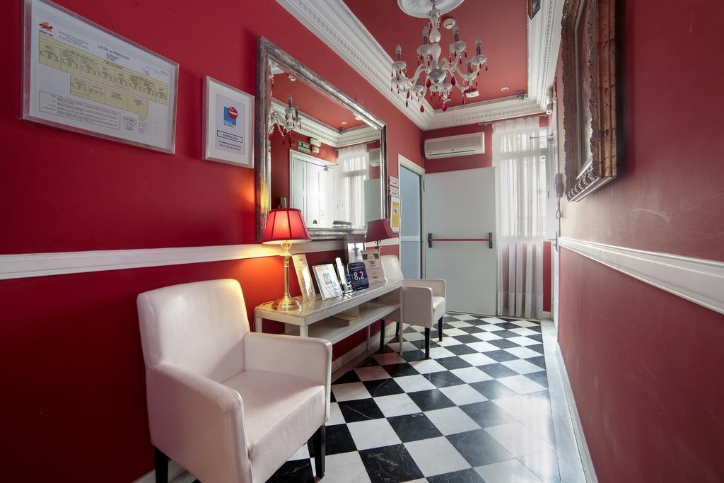 Hostal Adria Santa Ana Madrid Extérieur photo