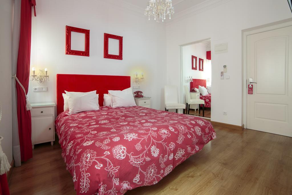 Hostal Adria Santa Ana Madrid Extérieur photo